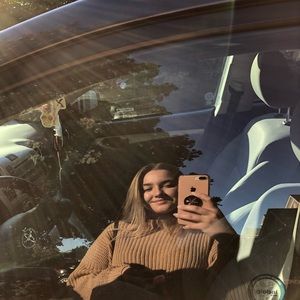 Meet your Posher, Kailey